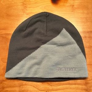 Arc’teryx beanie
